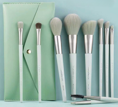 7 pcs makeup brush set
green makeup brushes
eyeshadow brush set
lip brush and powder brush

beauty tools with pouch
travel makeup brush set
complete brush kit
soft bristle makeup brushes
cosmetic brush set
portable makeup brushes