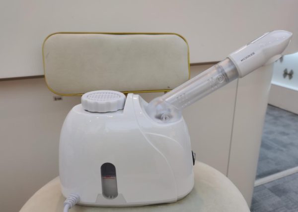 Facial Steamer Warm Mist Humidifier – Deep Cleaning Vaporizer & Sprayer for Salon, Home Spa & Skin Whitening